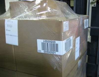 wrap-around LPN pallet label on forklift